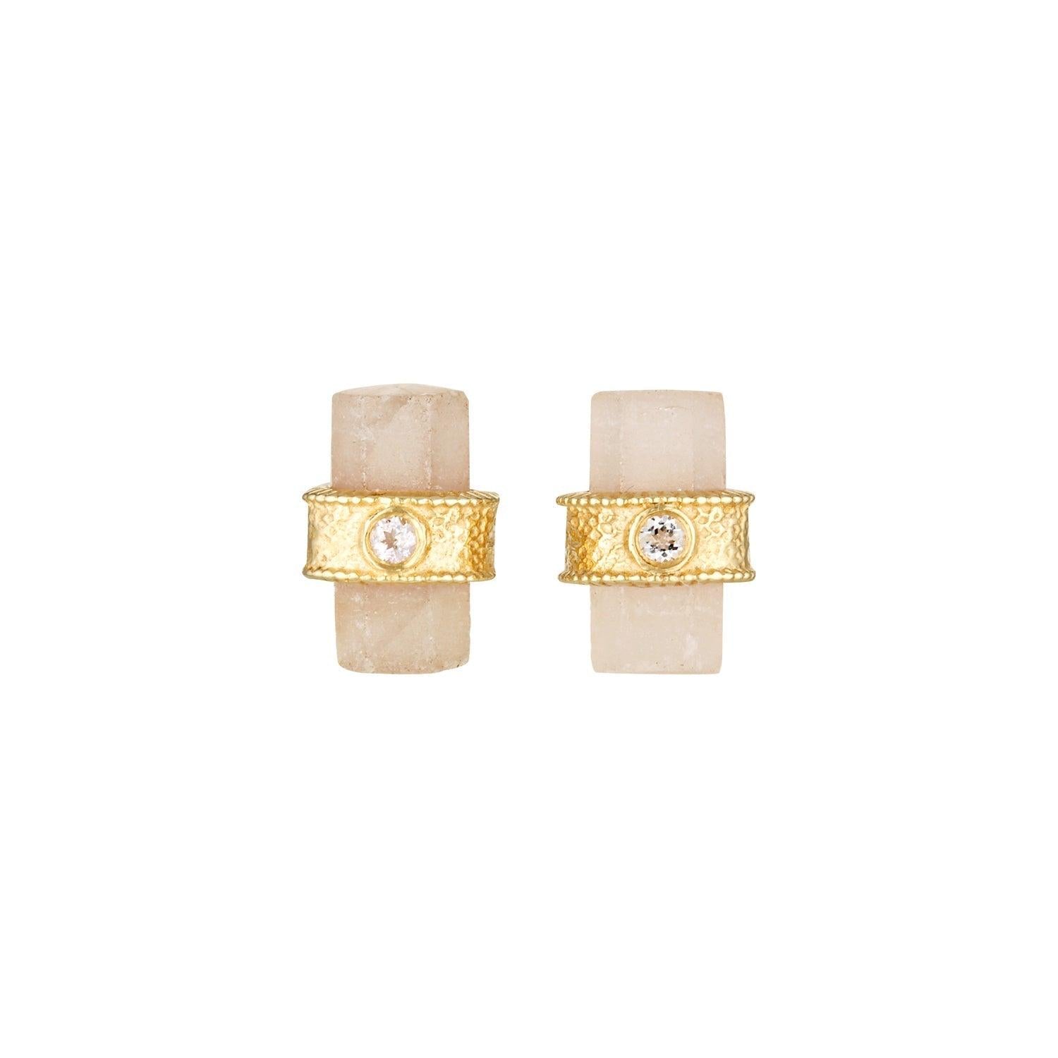 SUNDAH Earth Magic Earrings - Rose Quartz