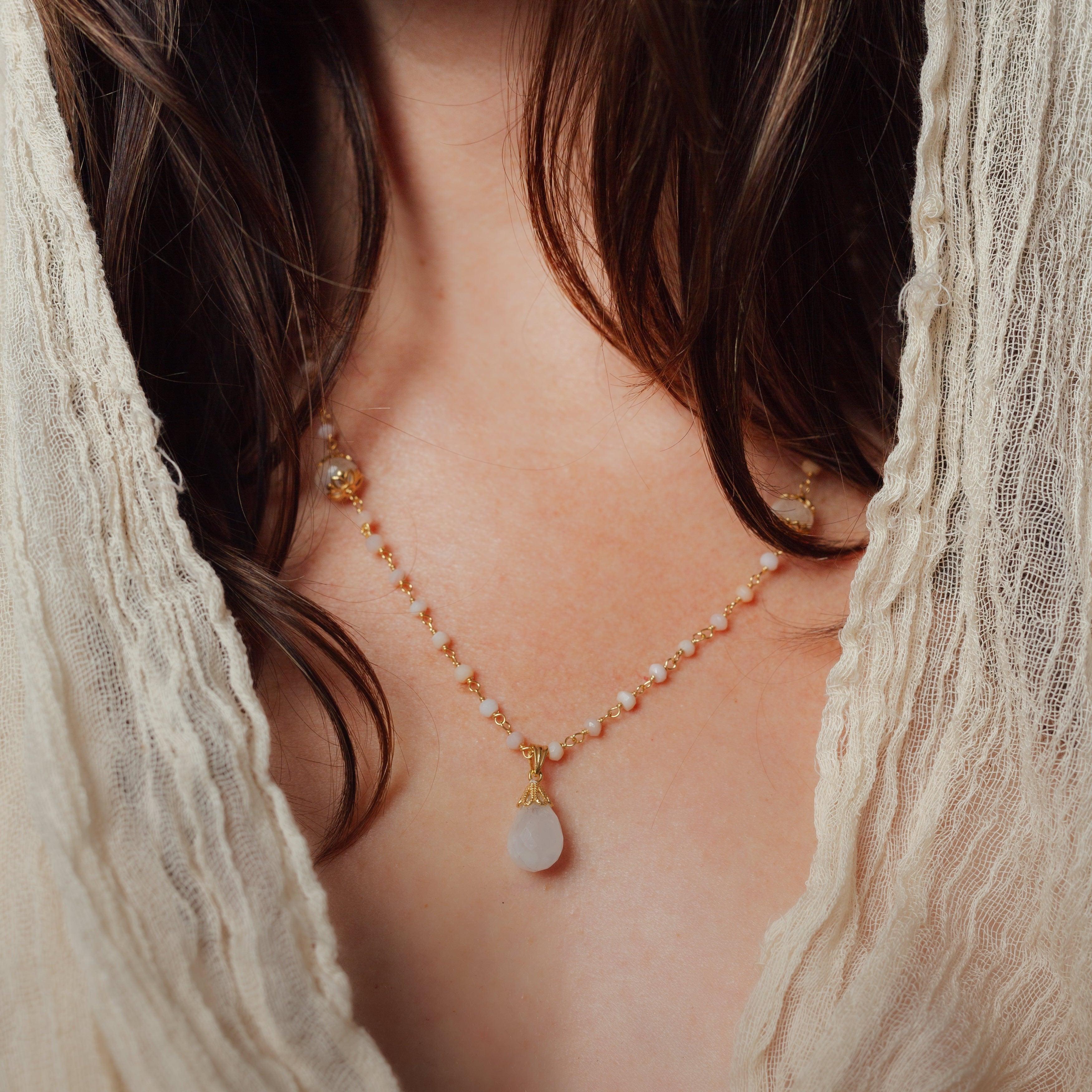 SUNDAH The Synergy Necklace